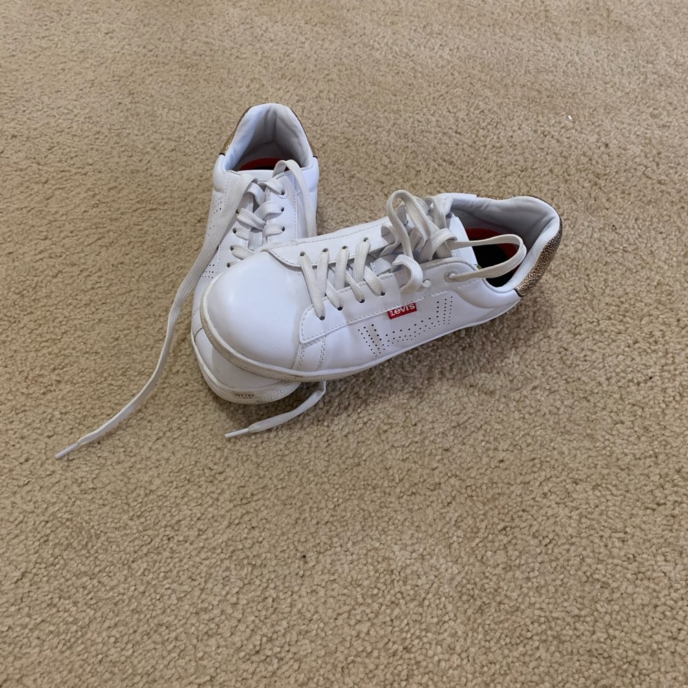 White Levi’s shoes